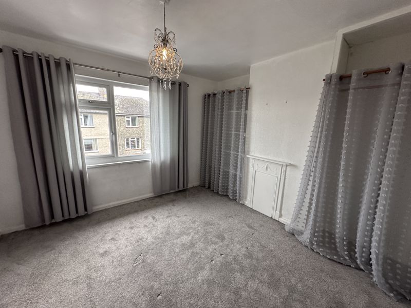 Bedroom 1- click for photo gallery